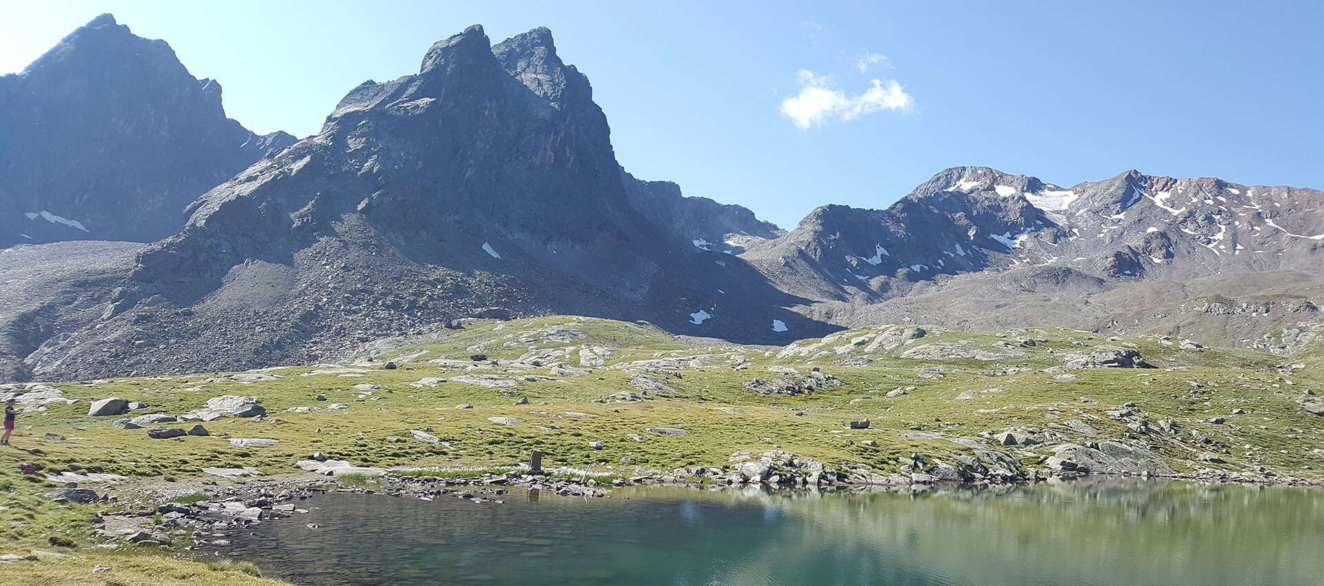 Mountain range with a lake in the Kaunertal